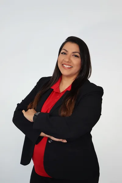 Angela Aviles